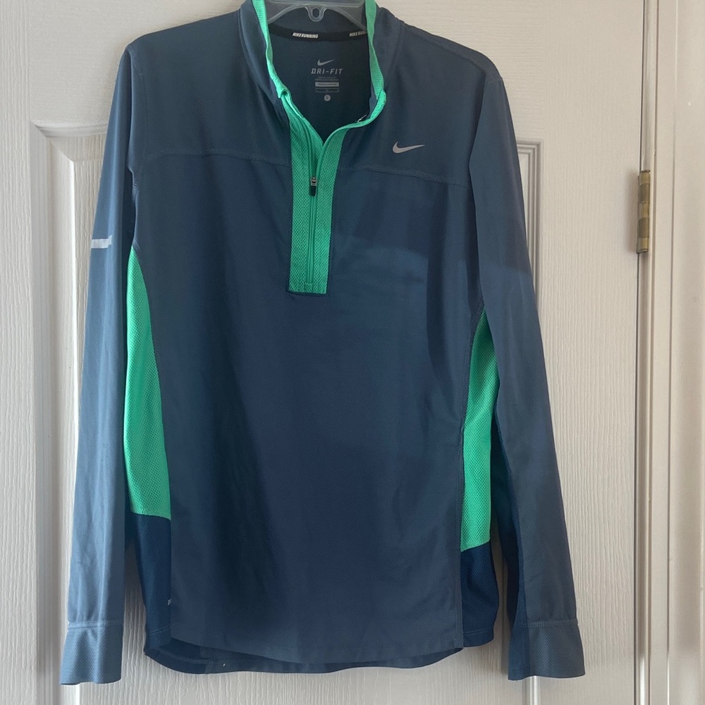 Nike Navy and Neon Green Dri-FIT Pullover